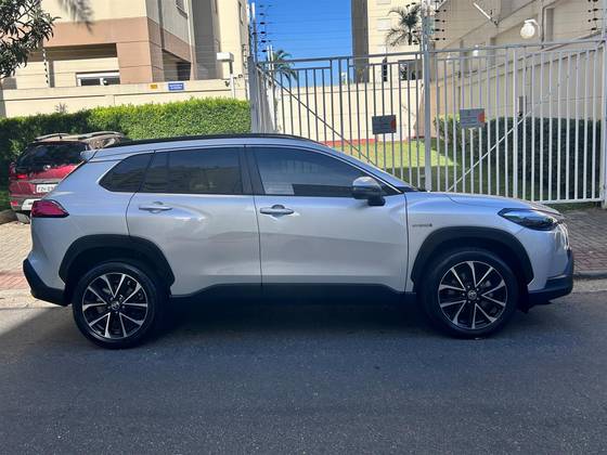 TOYOTA COROLLA CROSS 1.8 VVT-I HYBRID FLEX XRX CVT TOYOTA COROLLA CROSS 1.8 VVT-I HYBRID FLEX XRX CVT